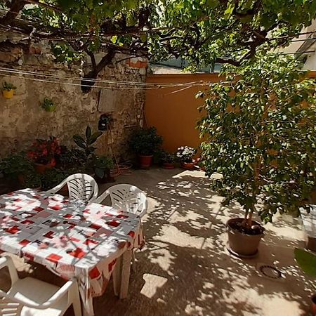 Apartman Anthony Pula Exterior foto